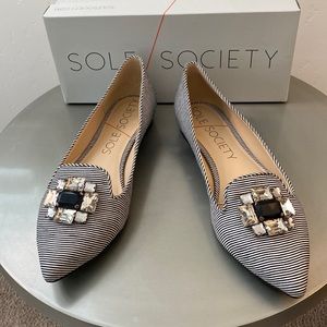 Sole Society bejeweled black/white striped pointy flats in excellent condition